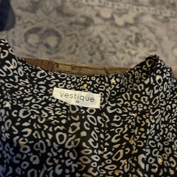 Vestique Gray Black Tiered Ruffle Dress - Picture 4 of 10